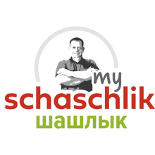 Das Bild zeigt Viktor, der seine Arme vor der Brust verschränkt und mit einem breiten Grinsen im Gesicht in die Kamera schaut. Unter dem Bild ist das Logo von MySchaschlik zu sehen.