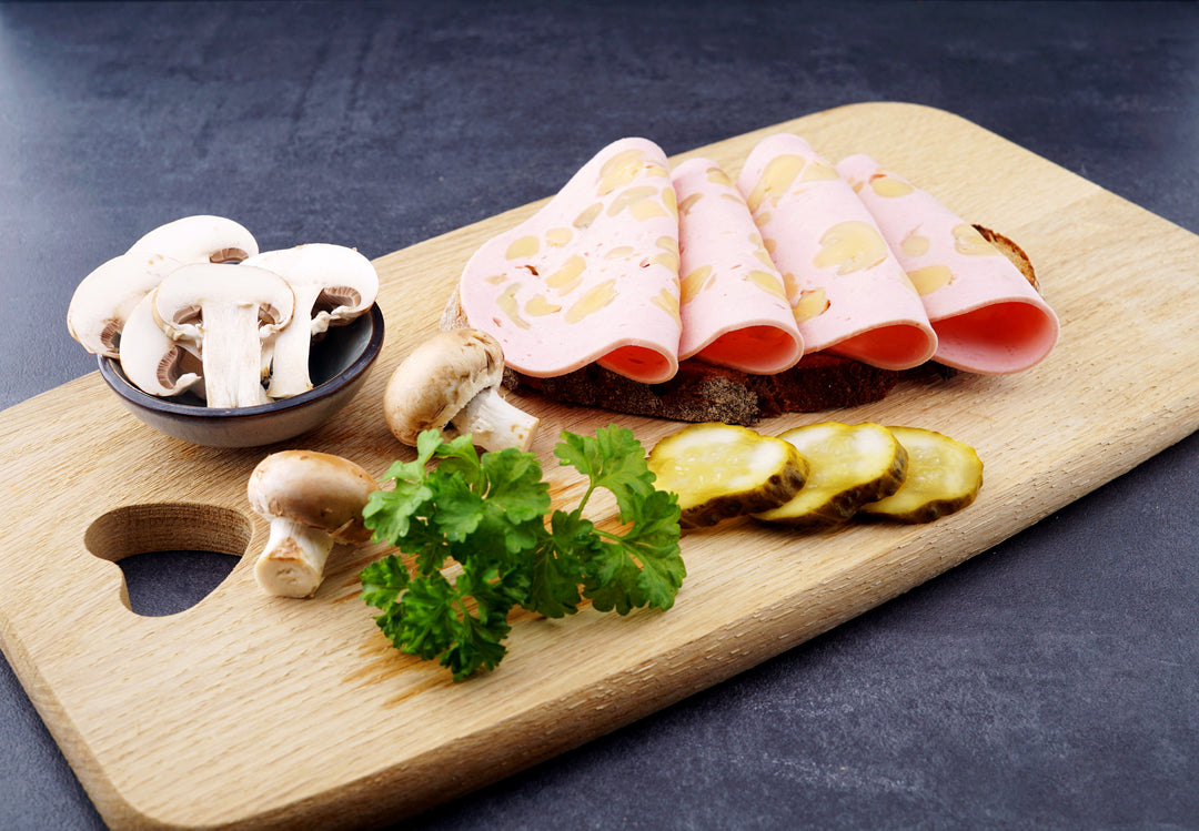 Champignonlyoner – Brühwurst mit feiner Champignon-Einlage | mySchaschlik