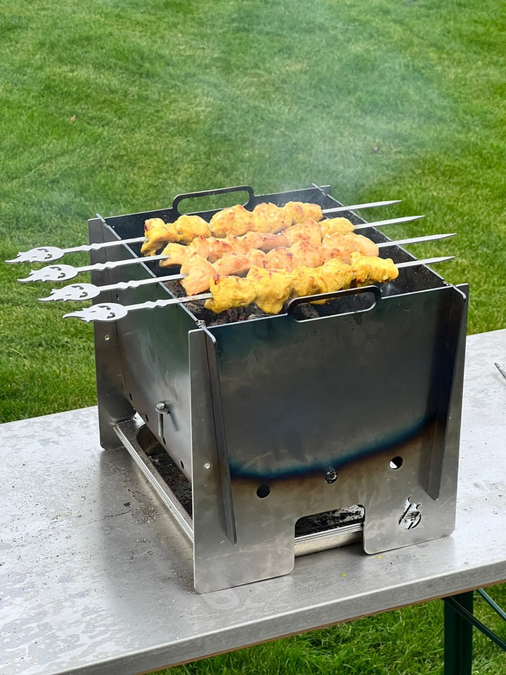 Stecki Steckgrill Mangal aus Stahl - Mobiler & Robuster Schaschlikgrill | Aganjok