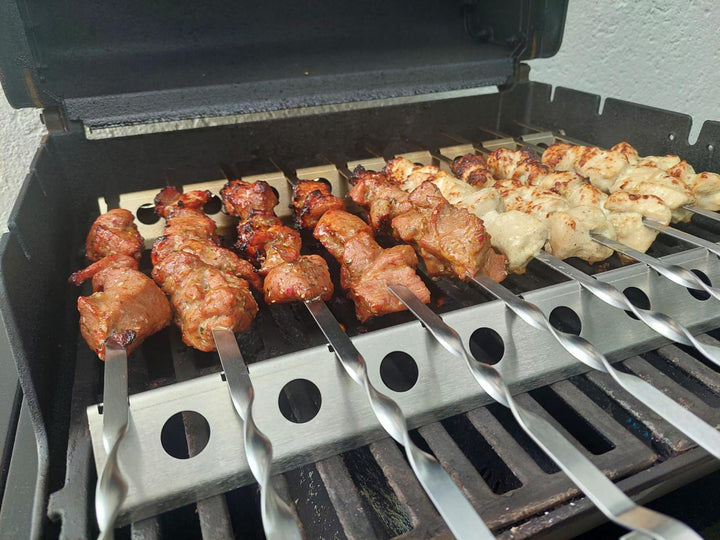 Schaschlik Spießaufsatz für Gasgrill – für 10 Spieße | Aganjok