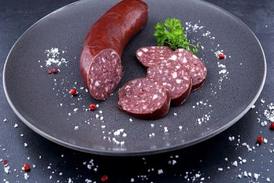 Hausmacher Blutwurst im Ring – Traditioneller Genuss