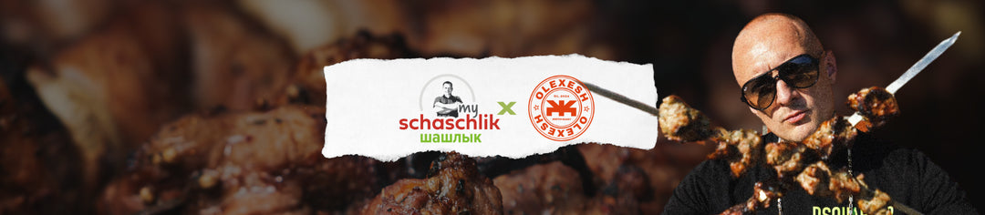 MySchaschlik x Olexesh Logo, Olexesh mit zwei Schaschlik-Spießen in der Hand, Schaschlik im Hintergrund